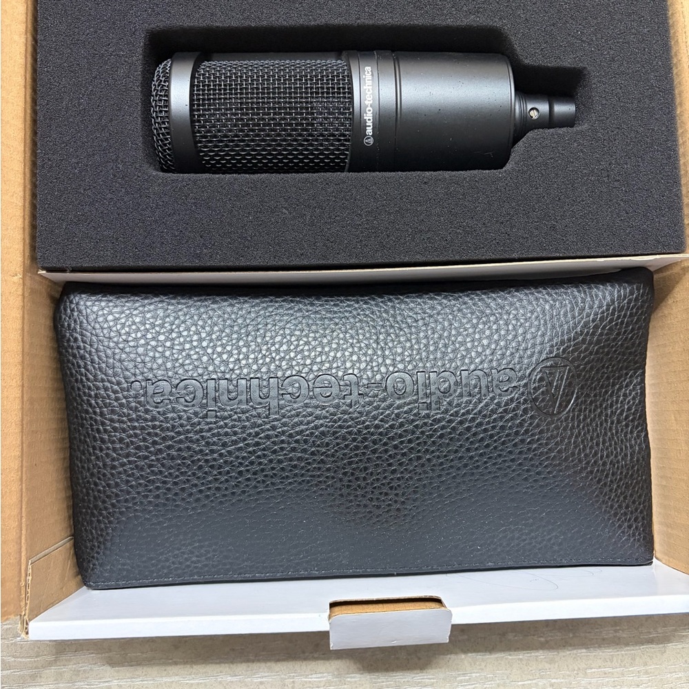 Audio Technica AT2020 Cardioid Condenser Studio Microphone open box